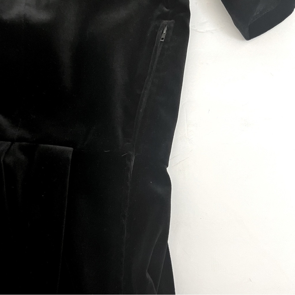 LAURA ASHLEY Vintage Black Velvet Dress Sweetheart Neckline Size 8 *Runs Small - Picture 9 of 16